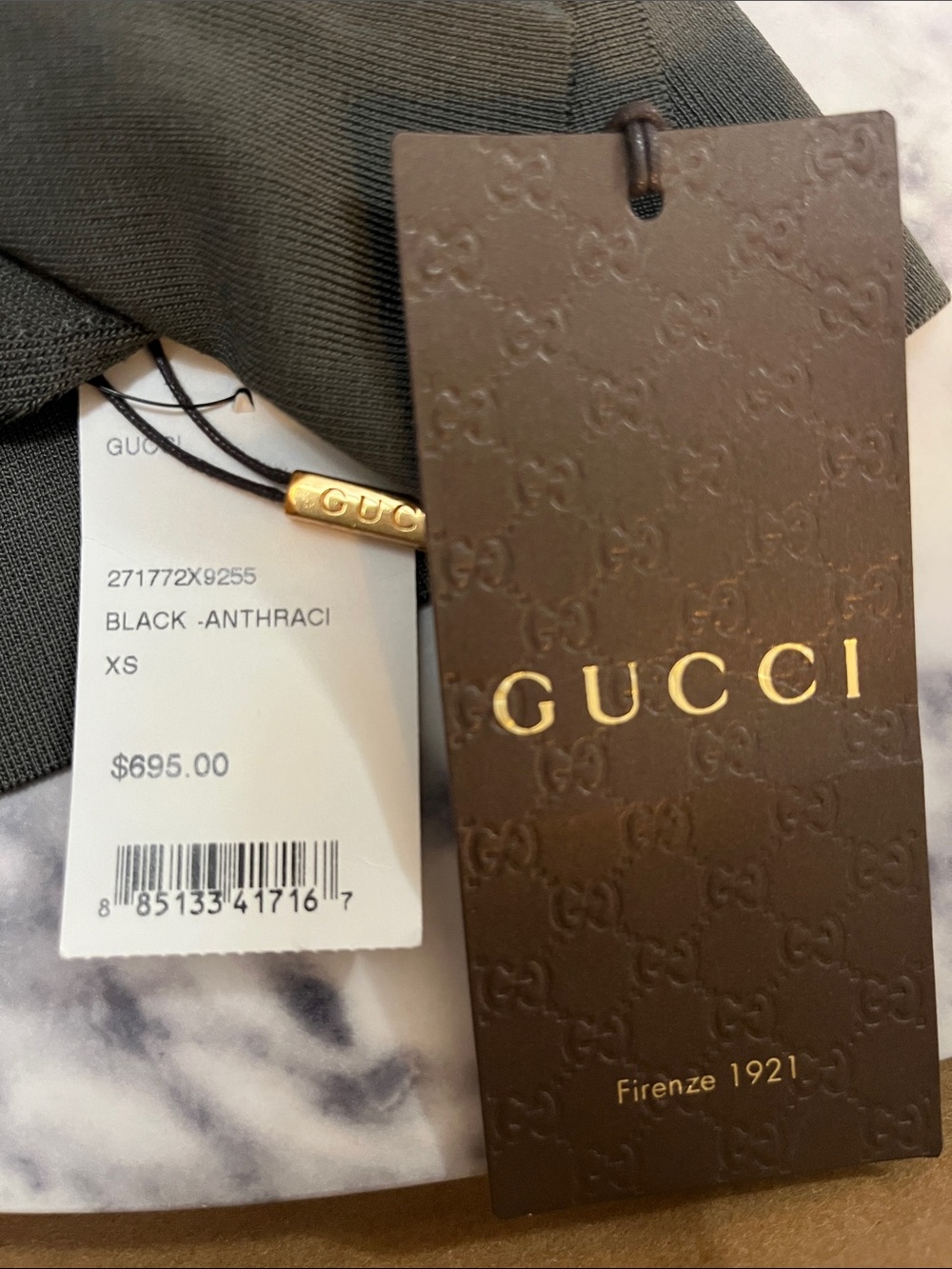 GUCCI NWT! Body-Con Sleeveless Knit Top with Gold Accent - Picture 4 of 4